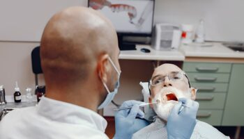 Who’s a Good Candidate for Dentures?